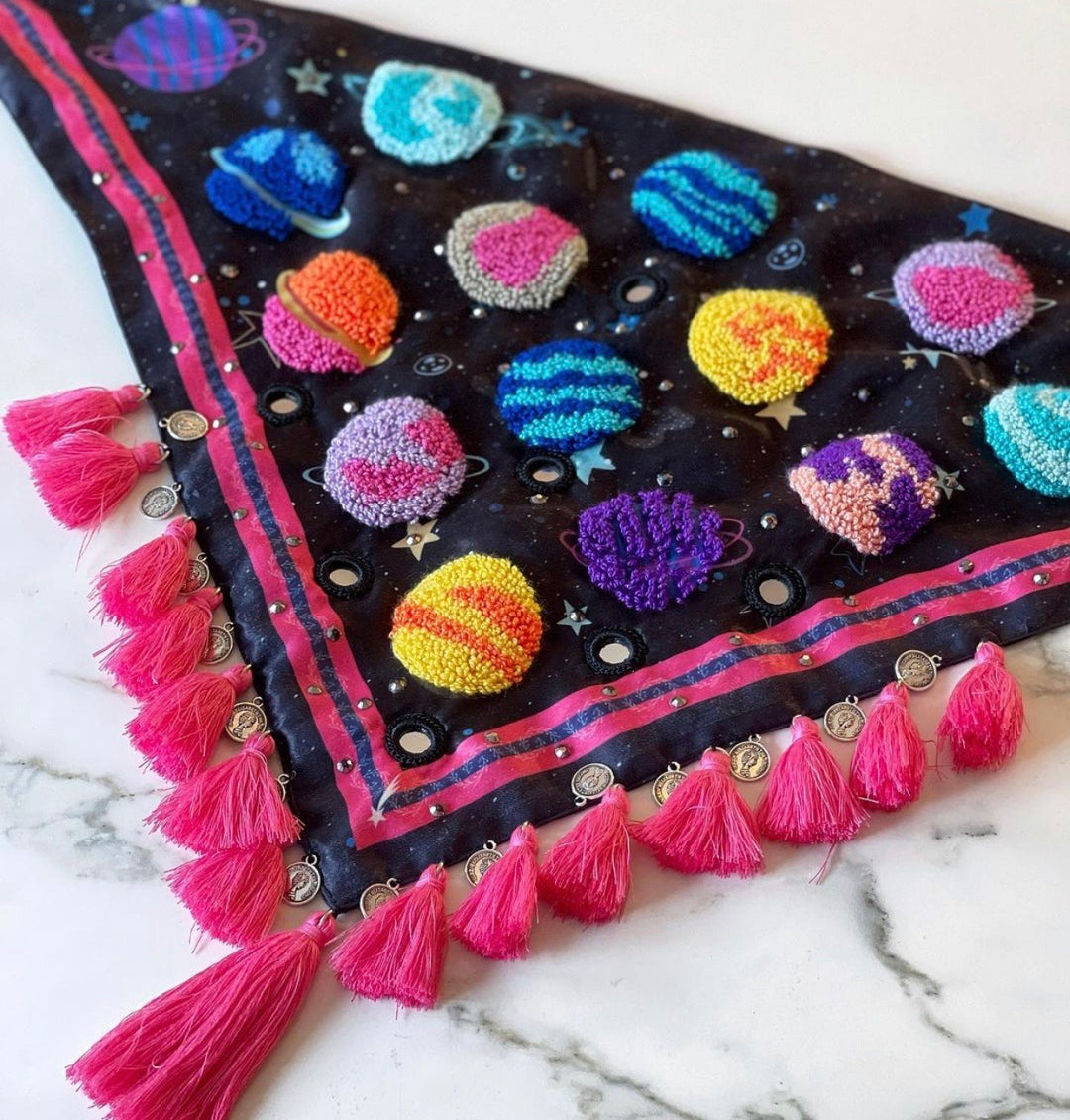 Universo Scarf